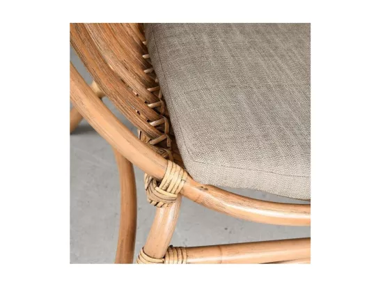 Fauteuil en rotin naturel ajouré