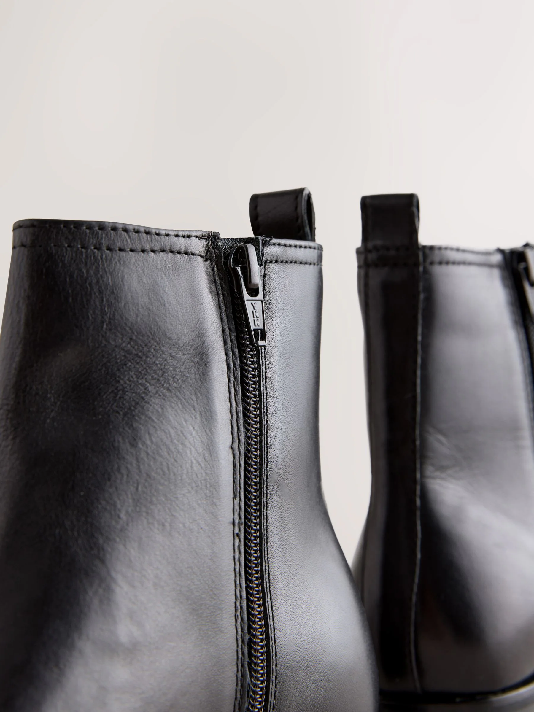 Zwart leer - Forever Comfort® Chelsea-enkellaarzen