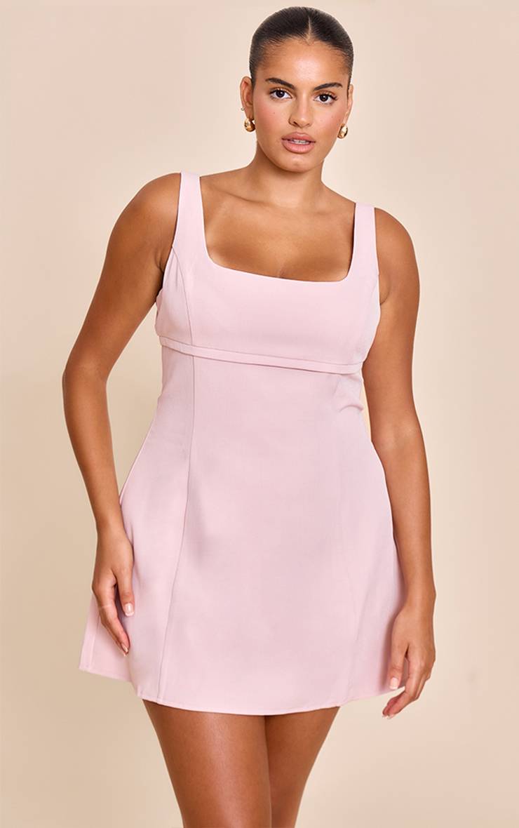 Rose Bébé Robe Droite Grande Taille En Tissu Tissé Ajusté Avec Détail De Couture Poitrine