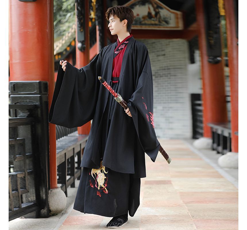 Girls Supply - Traditionele Chinese lange mouwen geborduurde gewaad / top / maxi-rok / accessoire / set