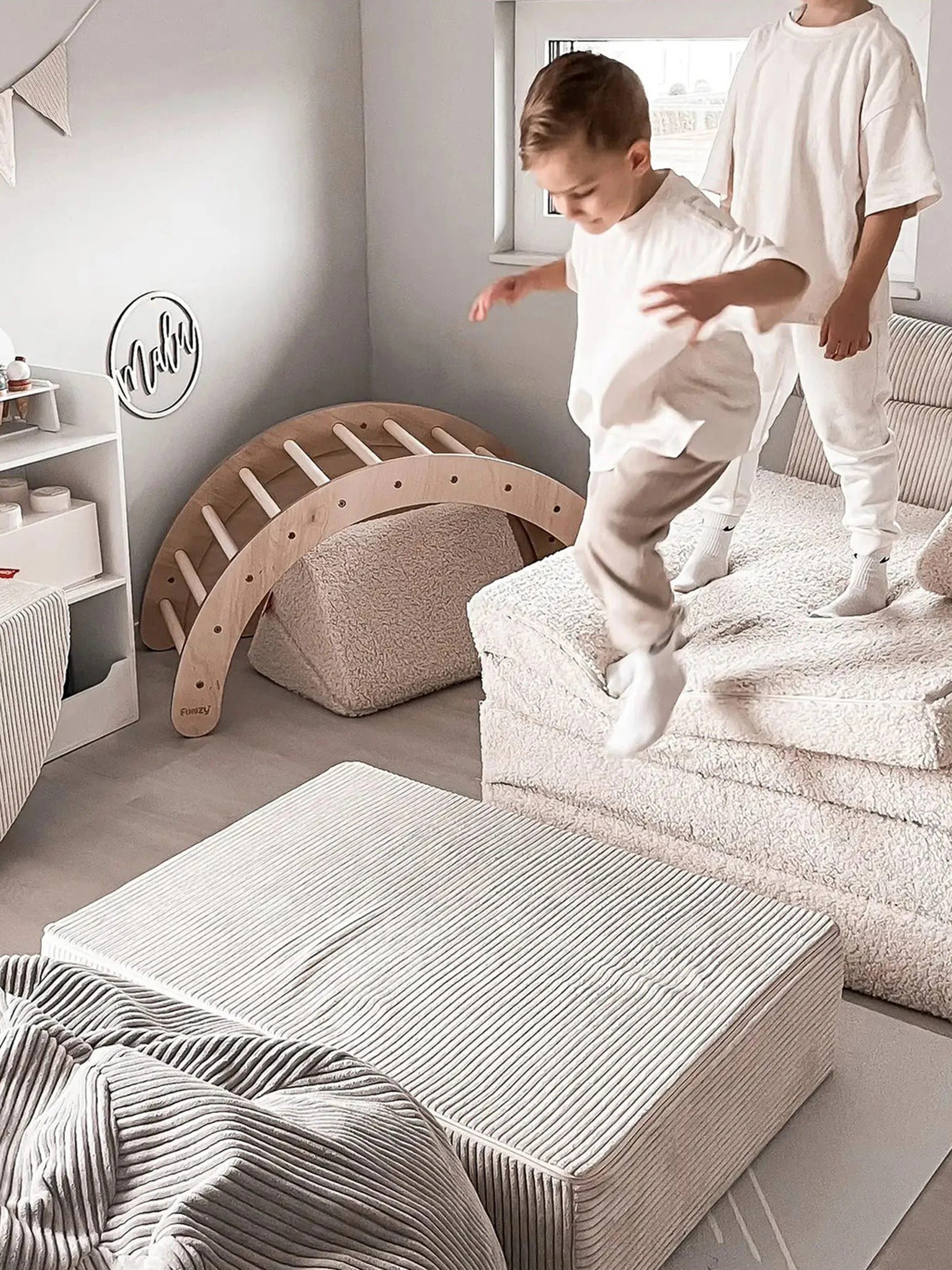 Kinderspringmatras Mila van corduroy