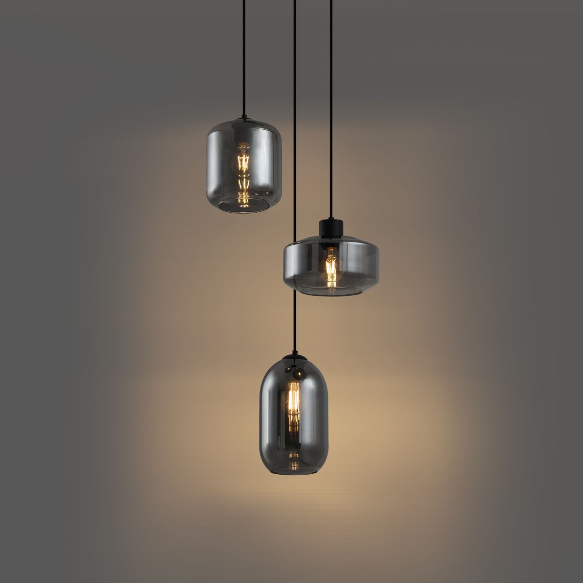Moderne hanglamp zwart met smoke glas 3-lichts - Sheena
