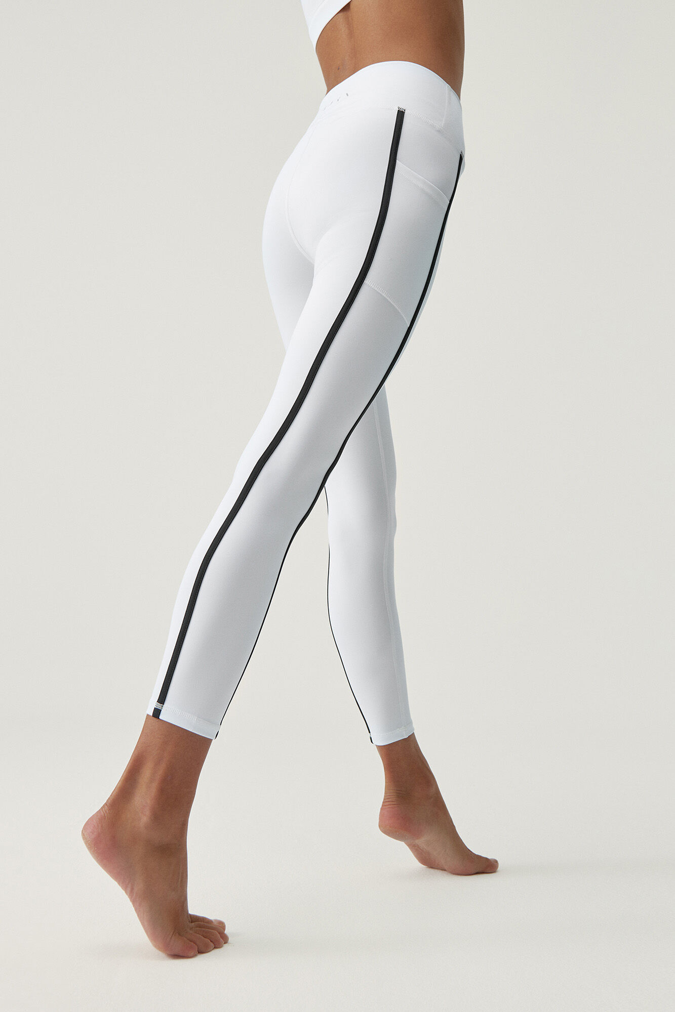 Leggings Hanae pretas e brancas