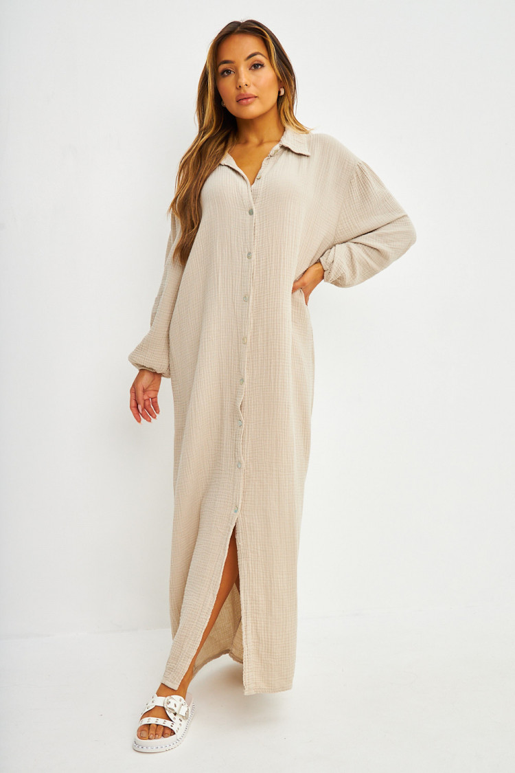 Robe chemise longue en coton texturé beige