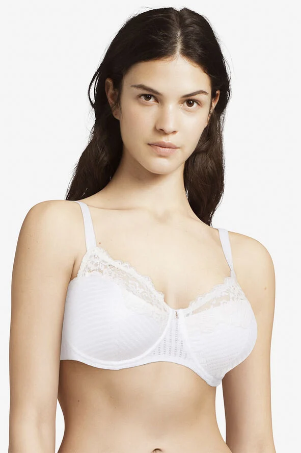 Femilet Marilyn Covering foam bra 010