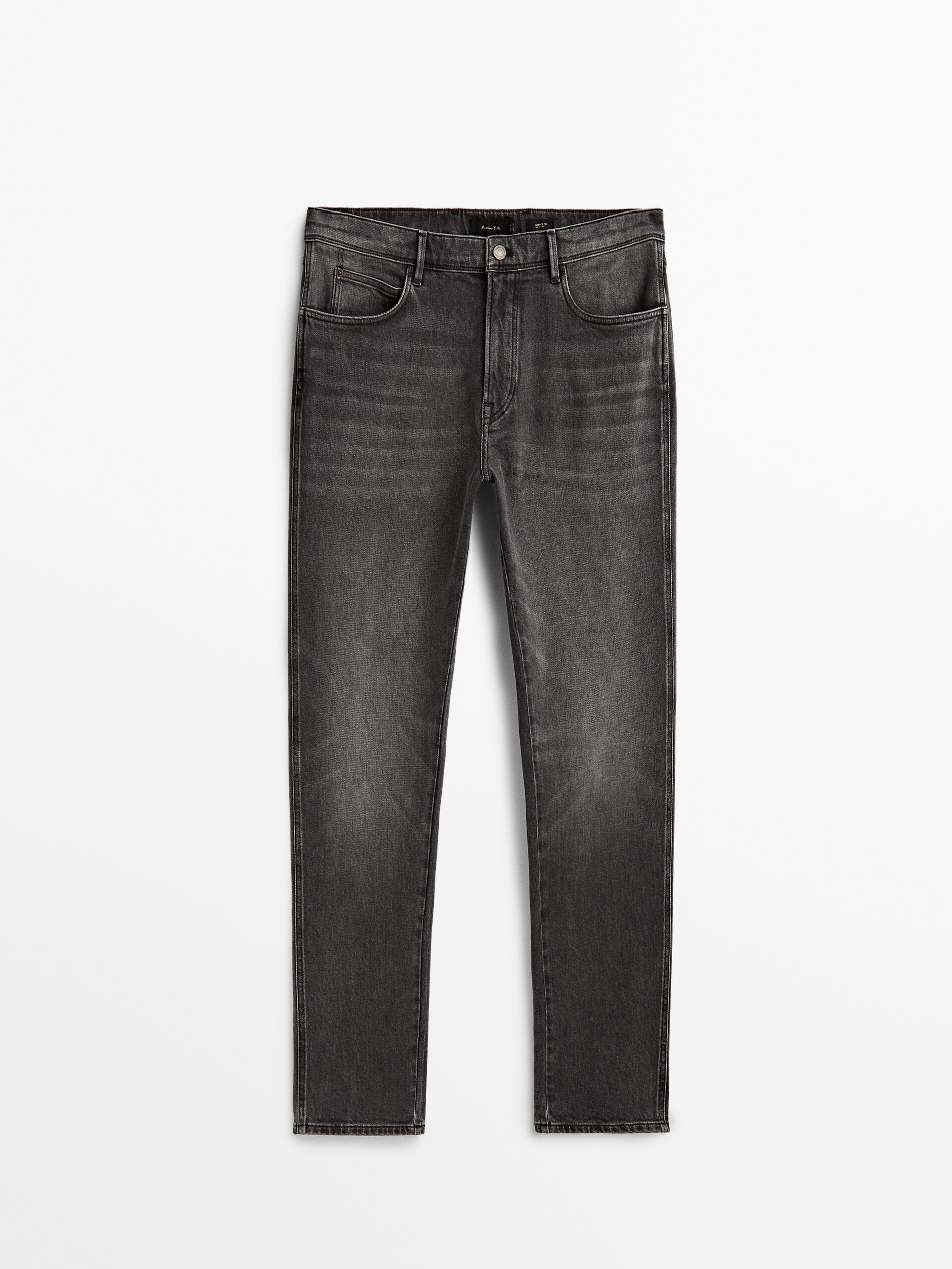 Calça jeans cinza com lavagem stone wash e corte afunilado
