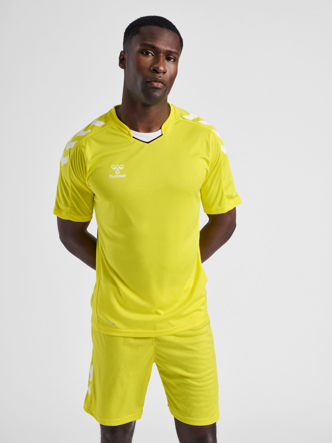 hmlCORE XK POLY JERSEY S/S