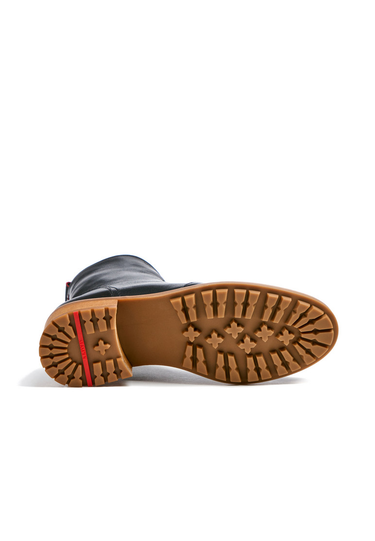 STIEFELETTE Schwarz