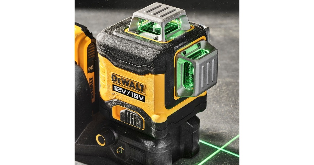 DEWALTDCE089D1G18-QW 12V / 18V XR 3 X 360 Groene Kruislijnlaser  (Zwart/geel, Incl. TSTAK koffer, 18V/2Ah XR battery pack + Oplader)