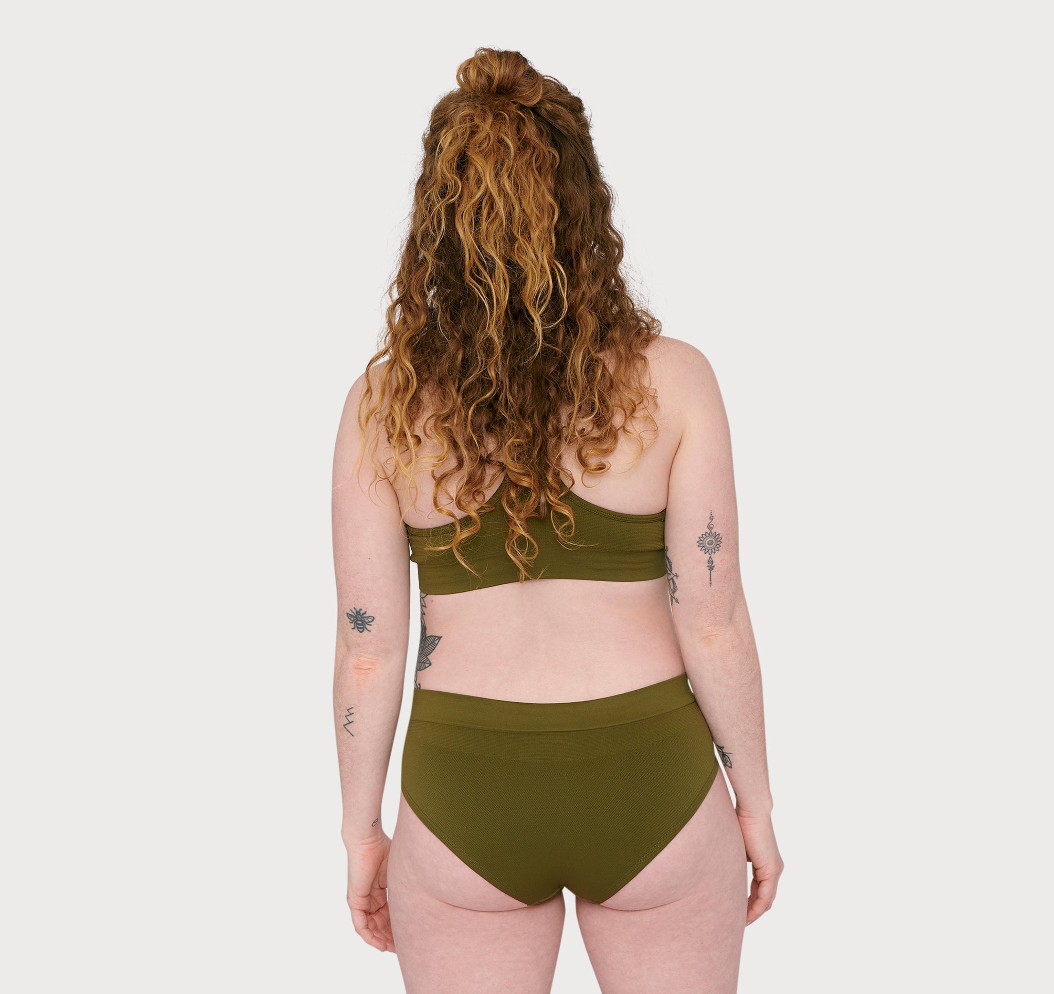 RECYCLED NYLON<br>Active Hipster