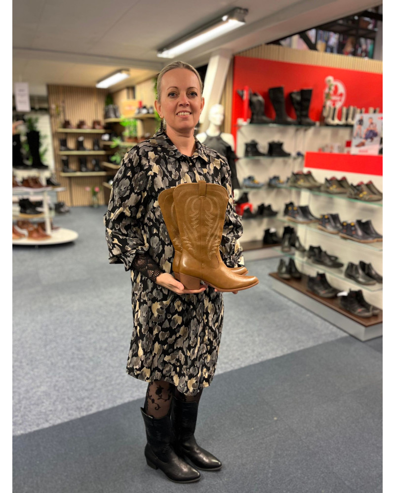 Cowboy boots lang cognac
