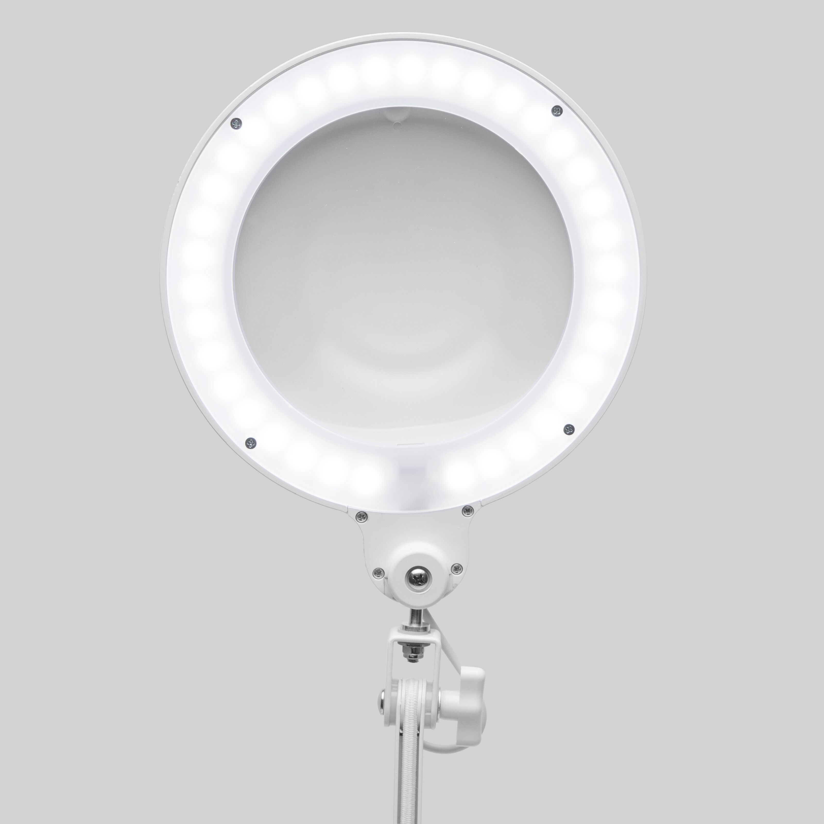 Ledsavers LED-arbeidslys med forstørrelse 570 lm