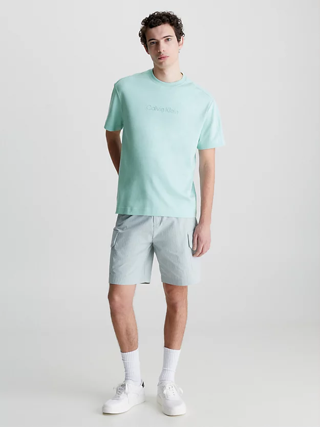 Camiseta de algodão orgânico com logotipo