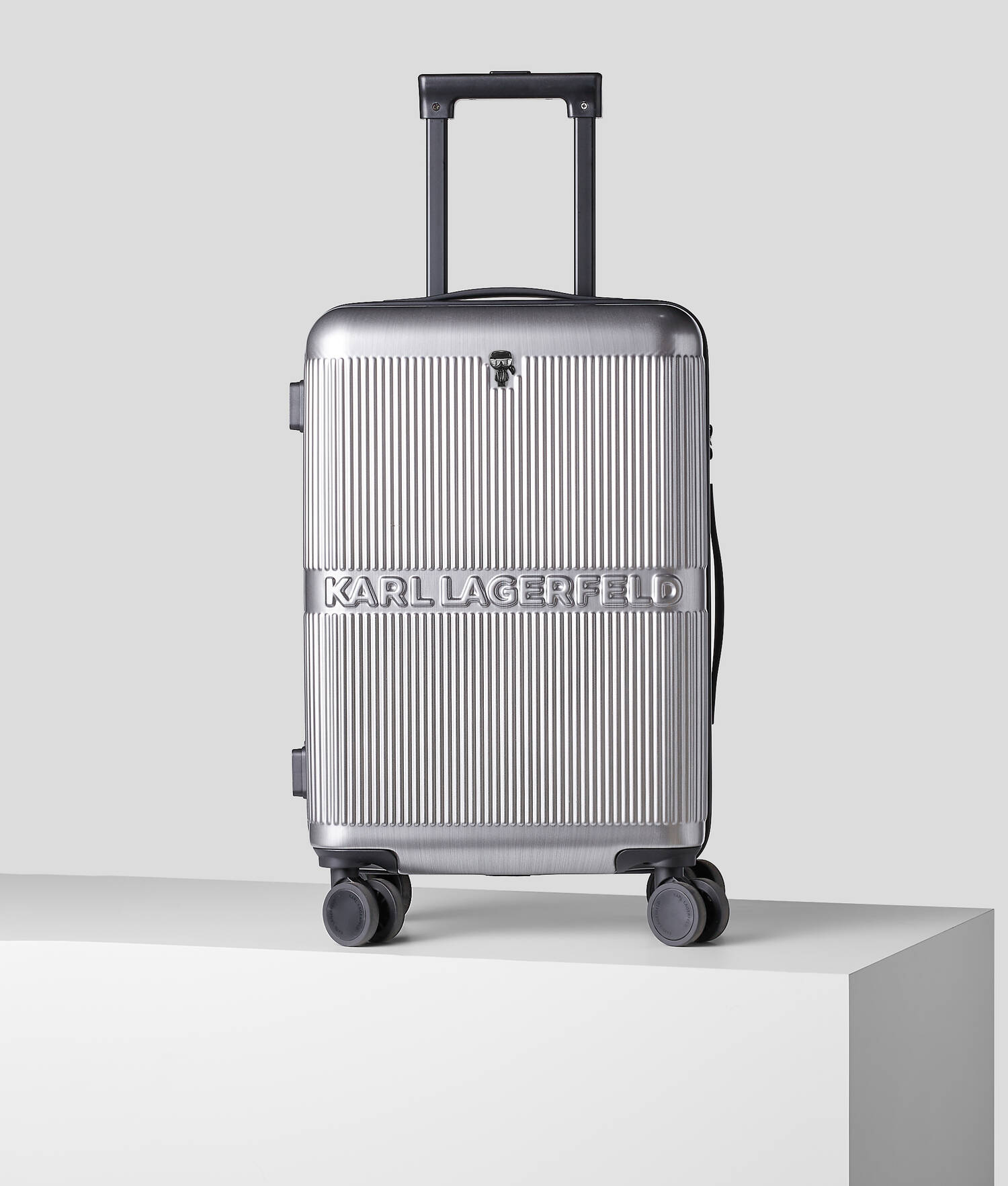 VALISE À ROULETTES RIGIDE K/IKONIK