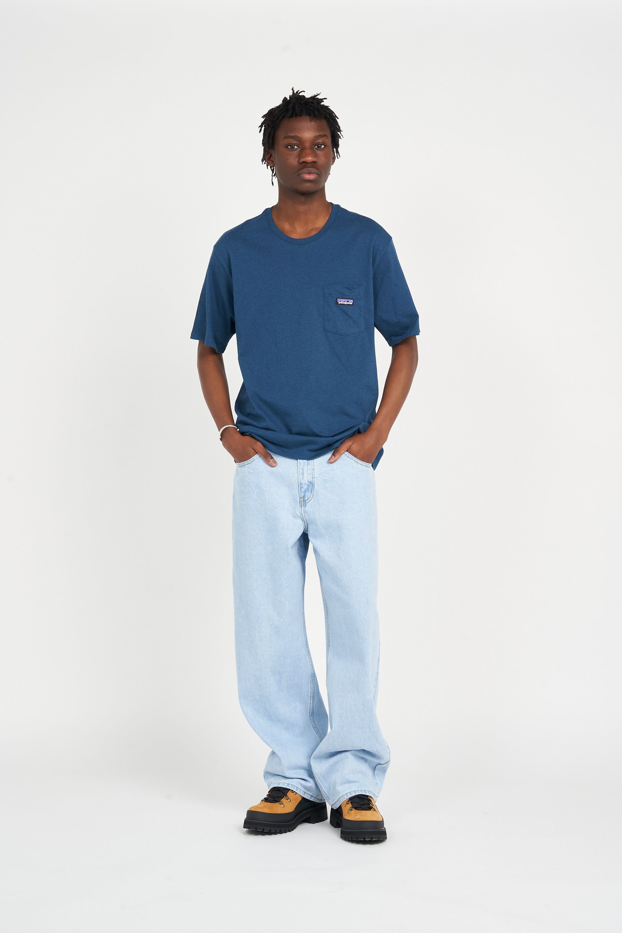 PATAGONIA T-shirt M's Regenerative Organic Bleu