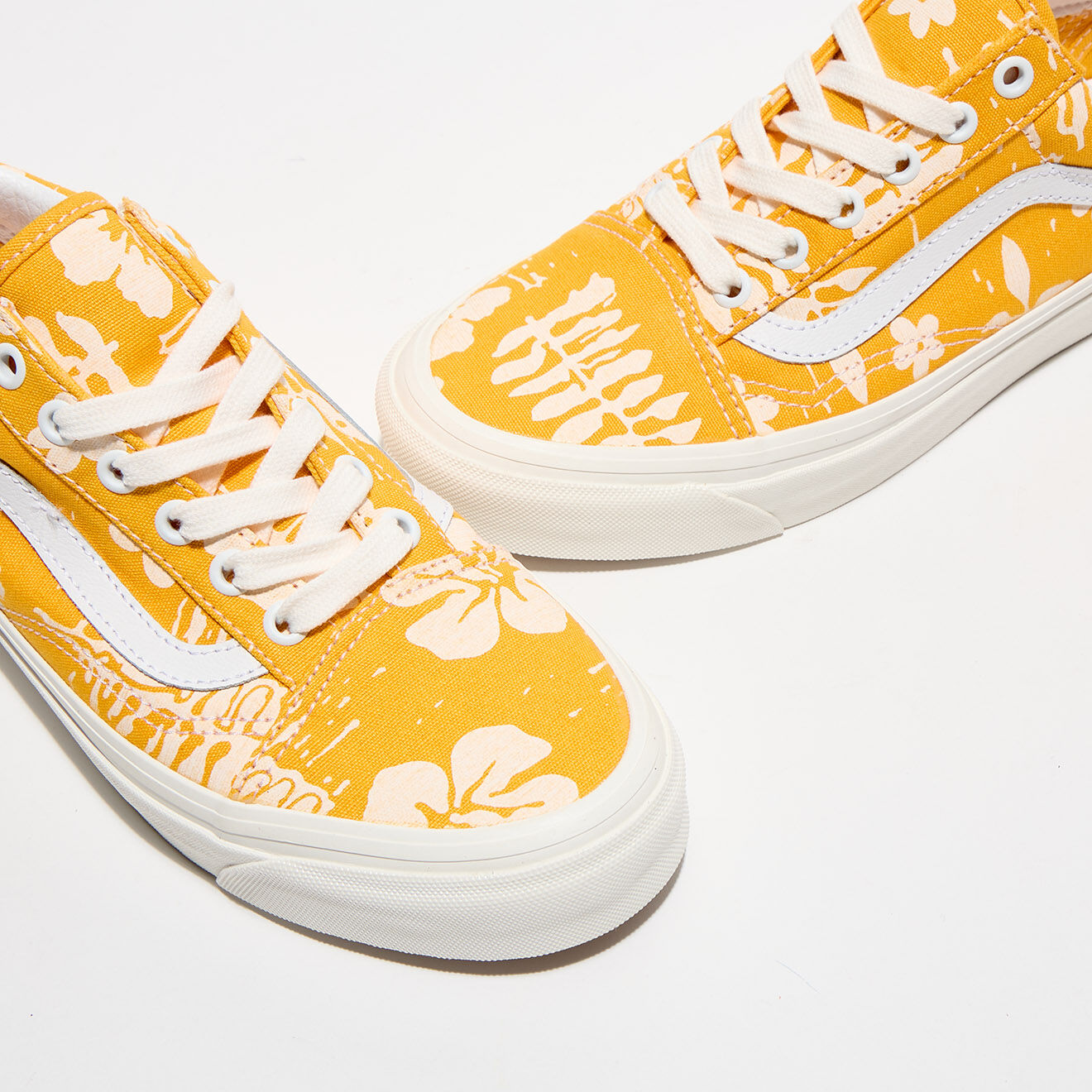Vans Baskets Old Skool 36 DX jaunes
