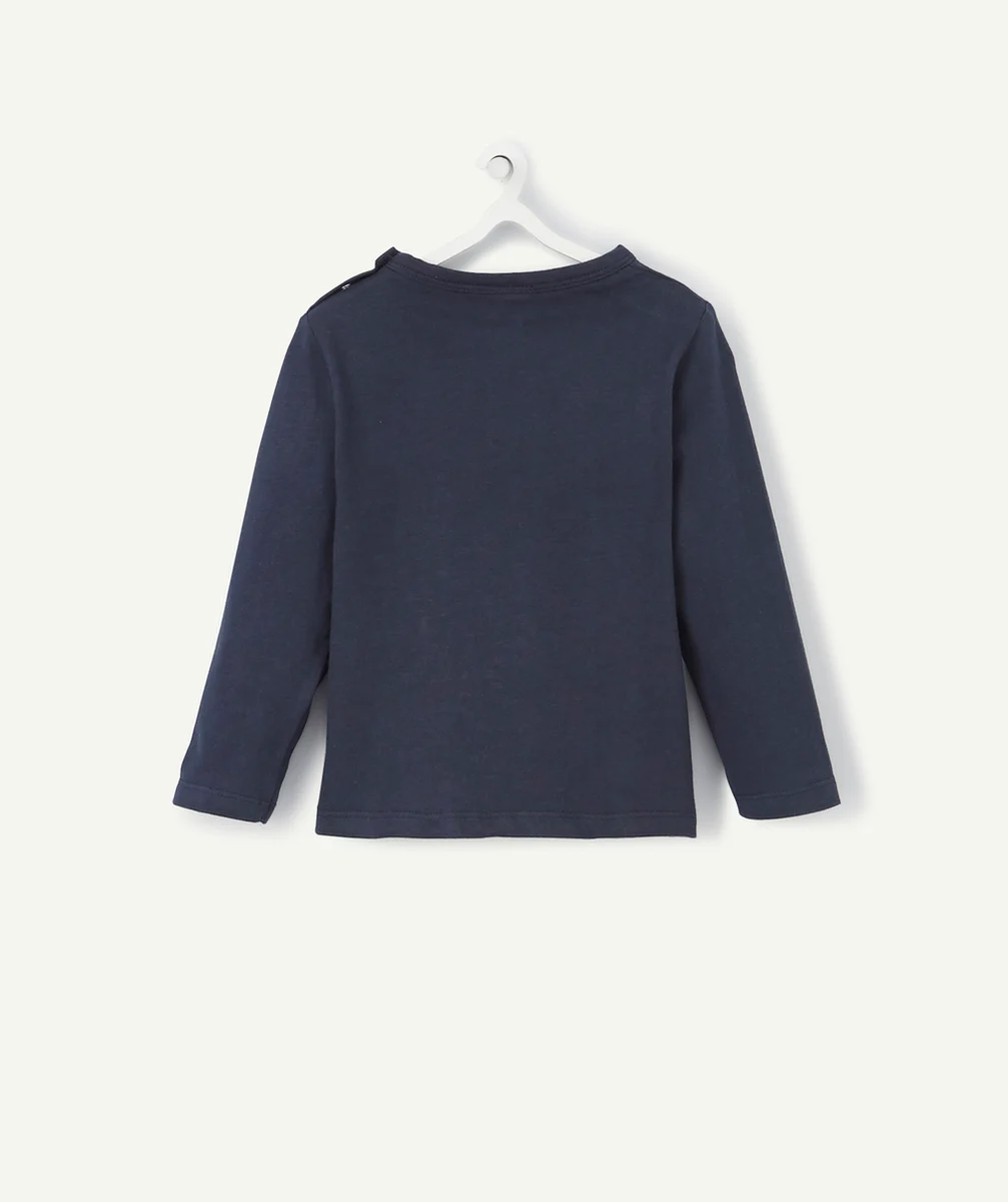 LE T-SHIRT BLEU MARINE AVEC POCHE RAYÉE