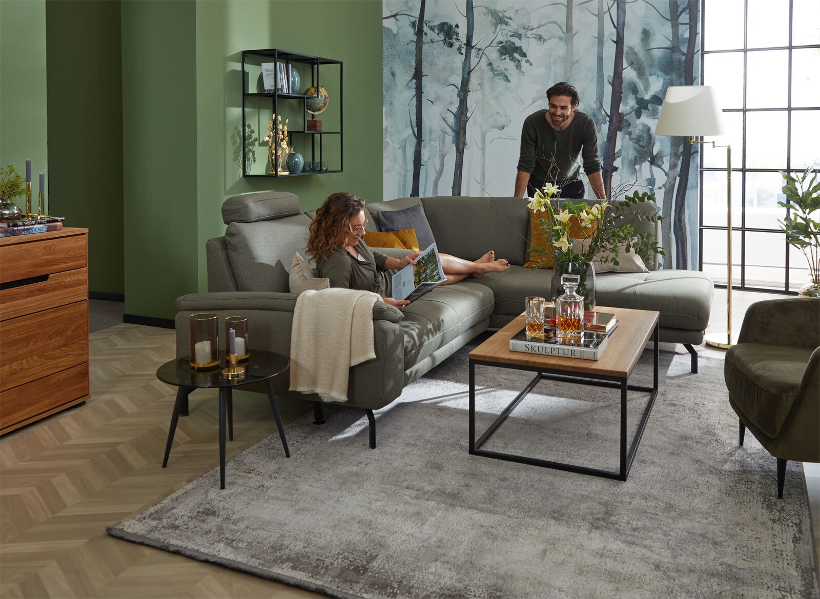 Couchtisch ROB 110 x 38 x 60 cm in Braun/Schwarz