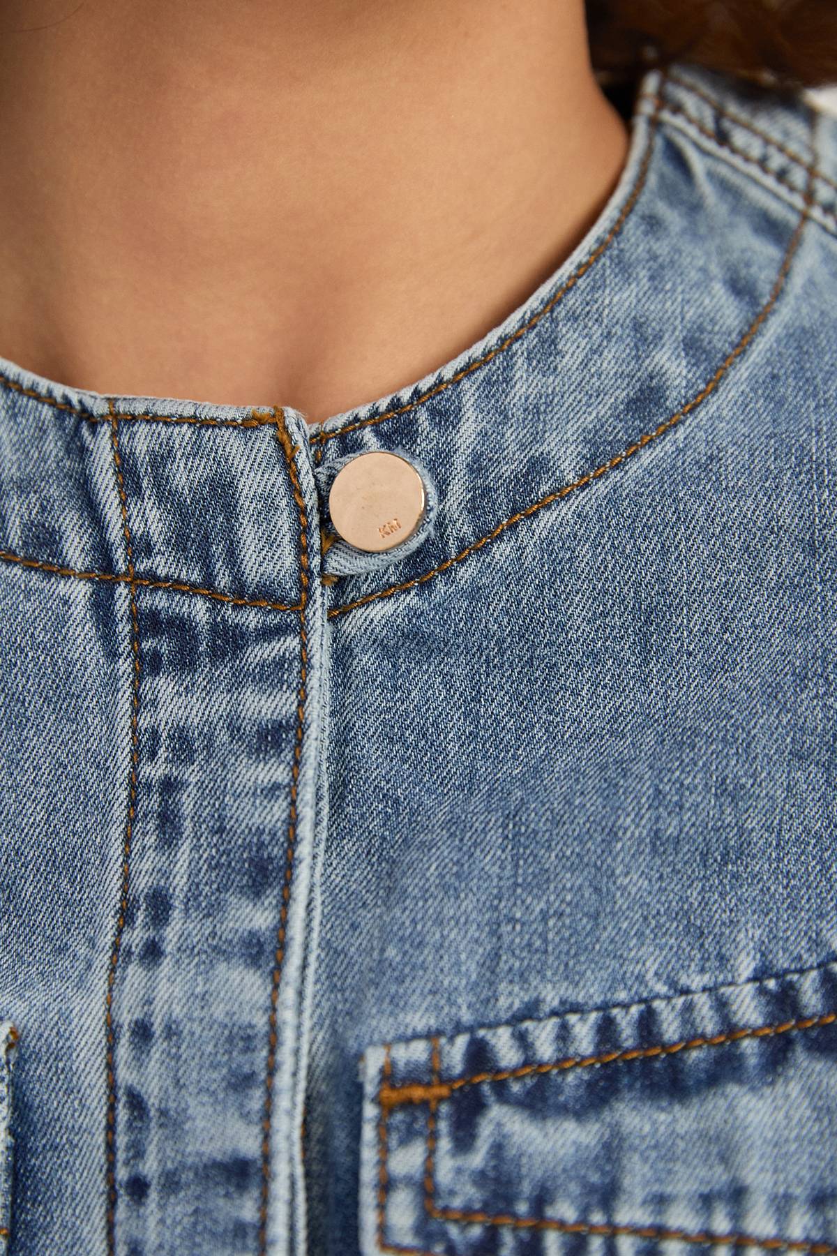 KarenMillen Chemise Western Ajustée en Denim sans Col