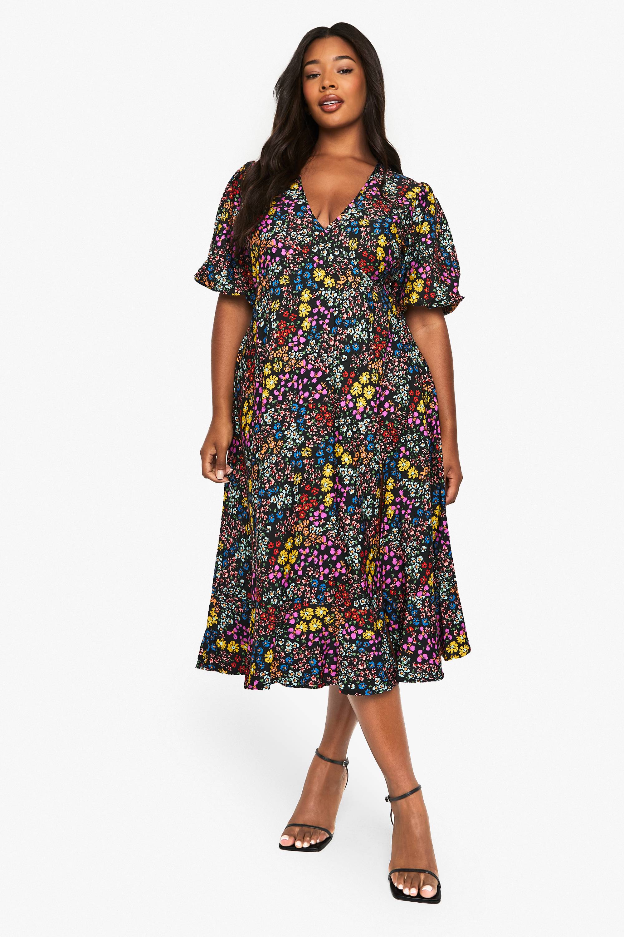 boohoo Grande taille - Robe babydoll fleurie