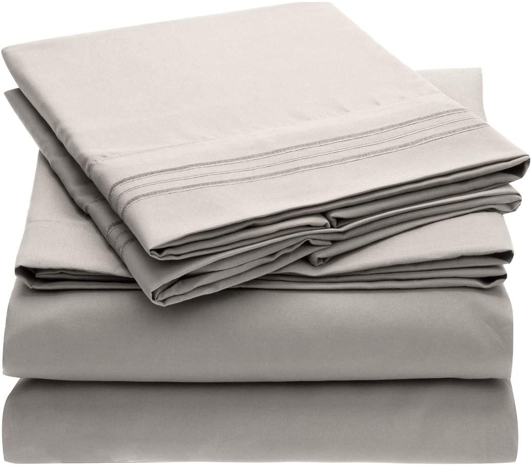 Brushed Microfiber Hypoallergenic 4 pcs Bedsheet Set King Size