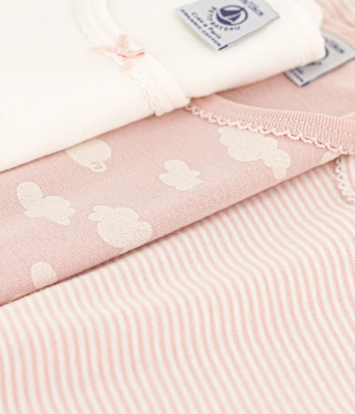 Lot de 3 tee shirts manches courtes nuages en coton petite fille