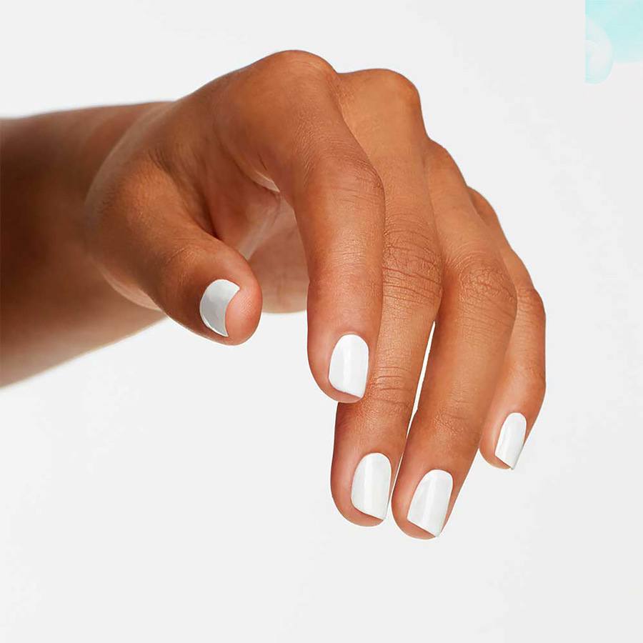 OPI Nail Lacquer Alpine Snow™ NLL00 15ml