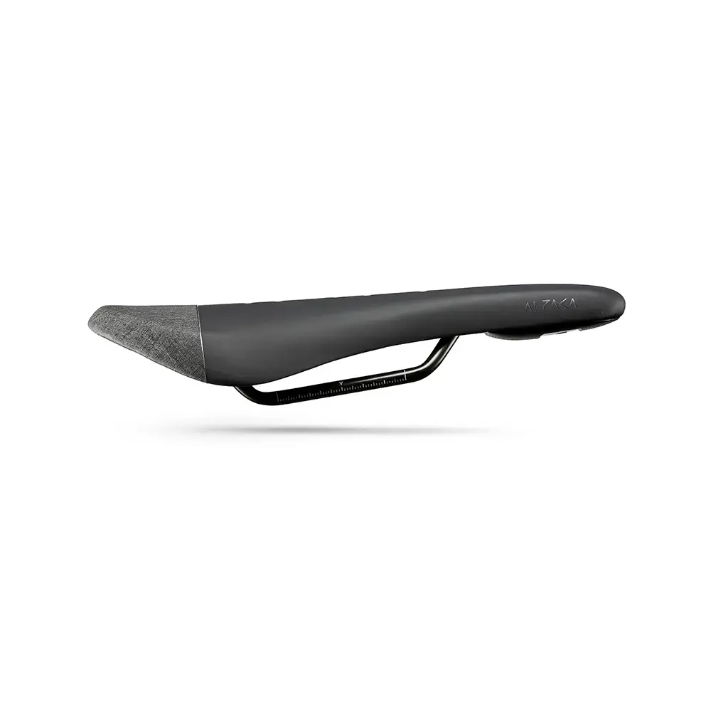 Fizik Gravita Alpaca X5 Zadel Zwart