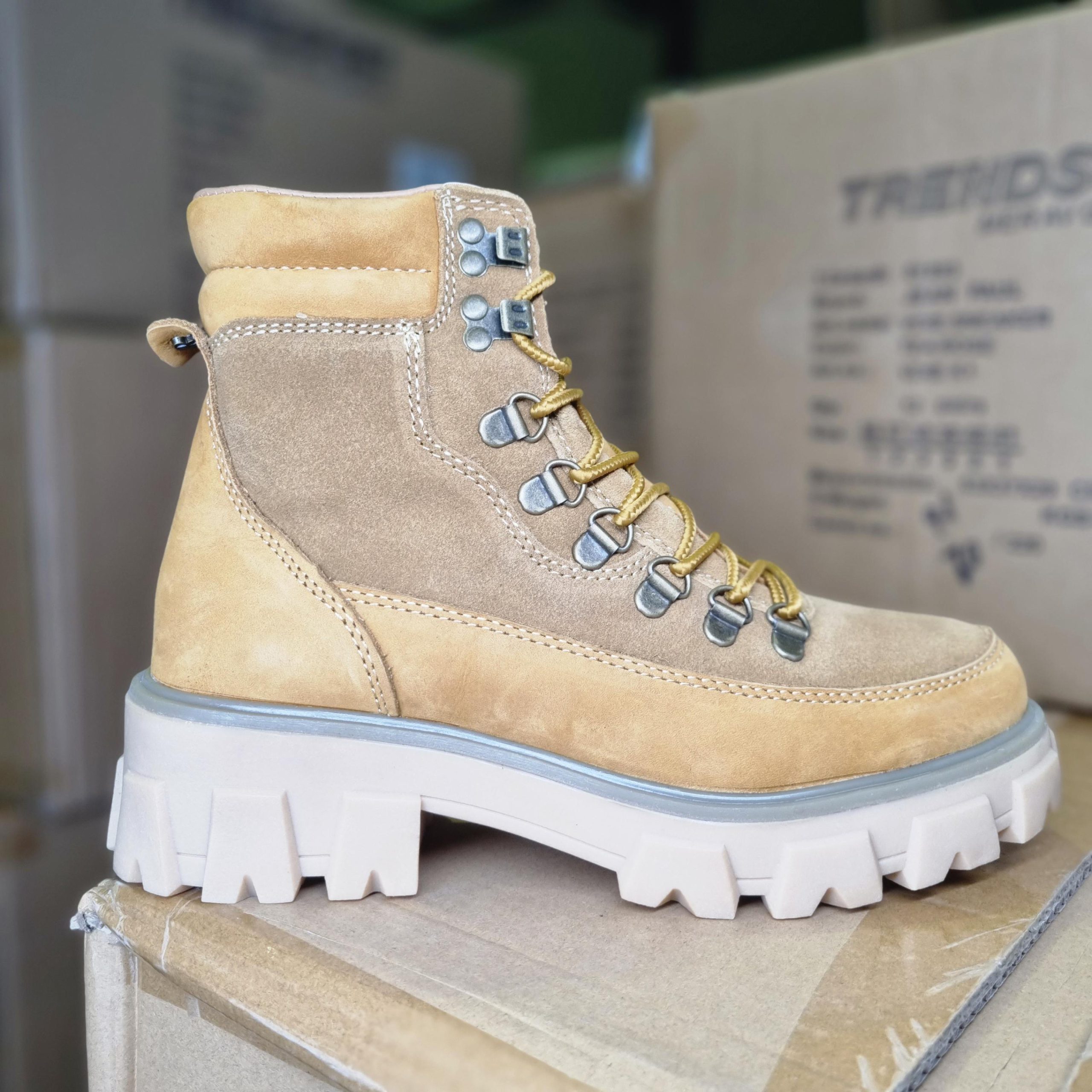 Combat Leather Boot Warm Tan