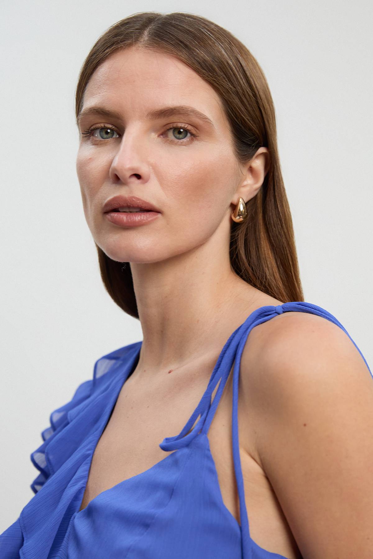 KarenMillen Blouse asymétrique en mousseline avec détails à volants