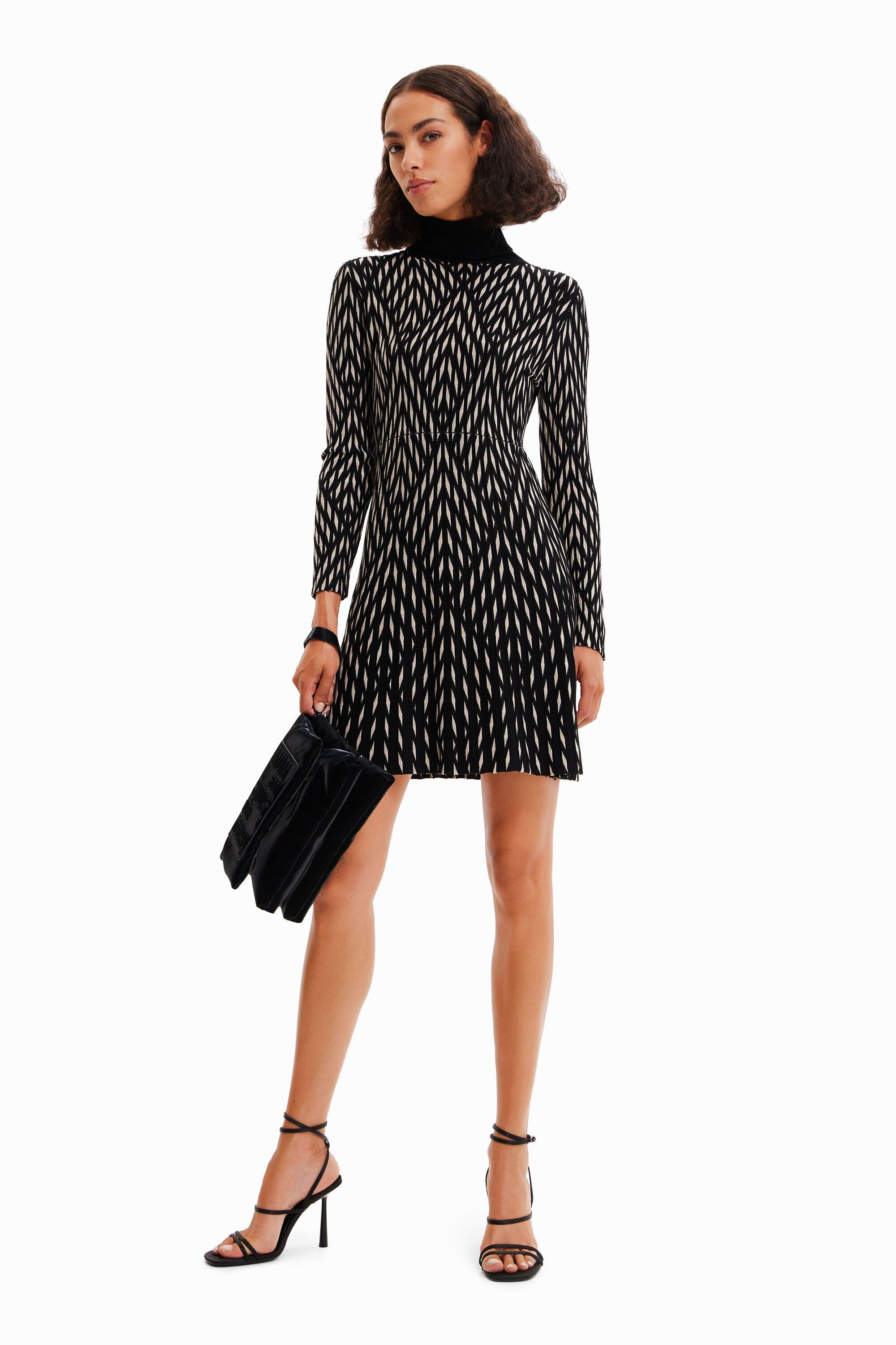 Robe courte géométrique