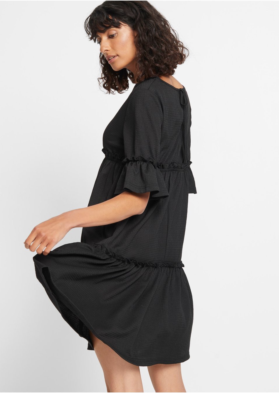 Robe à broderie ajourée
