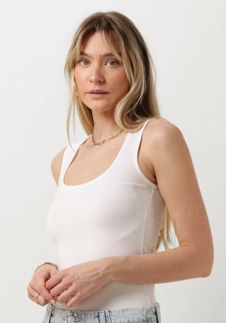 ENVII witte envii top enmarta sl os tee