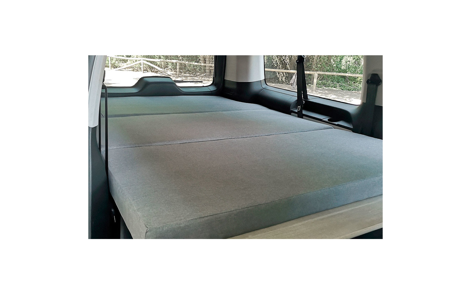Matratze für Hinterraum Citroen SpaceTourer / Peugeot Traveller / Opel Zafira Live mit Visko