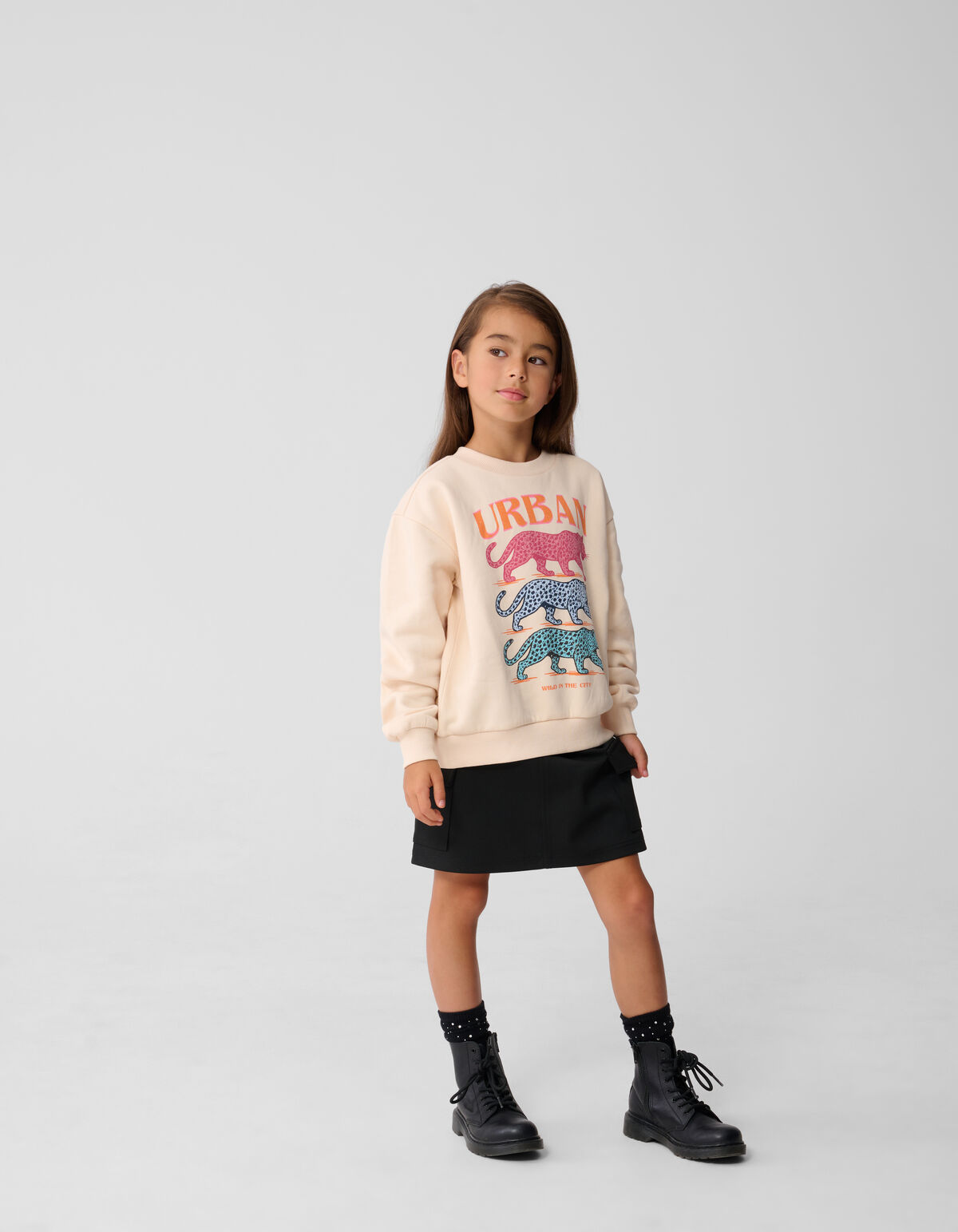 Urban Artwork Sweater Zand