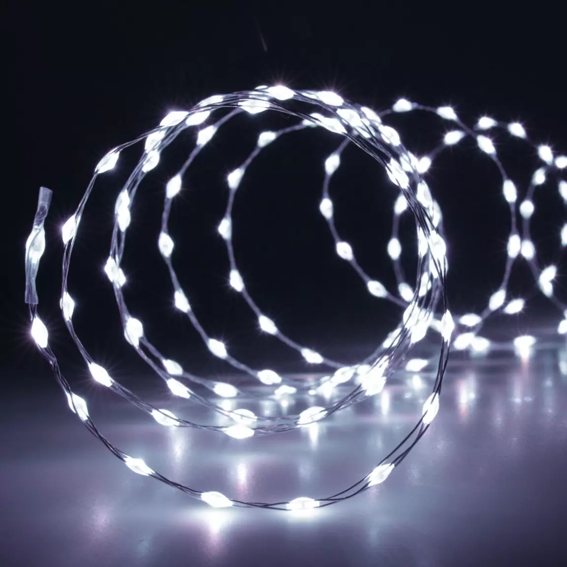 Guirlande lumineuse 9,07 m 567 Micro LED câble argent Blanc froid