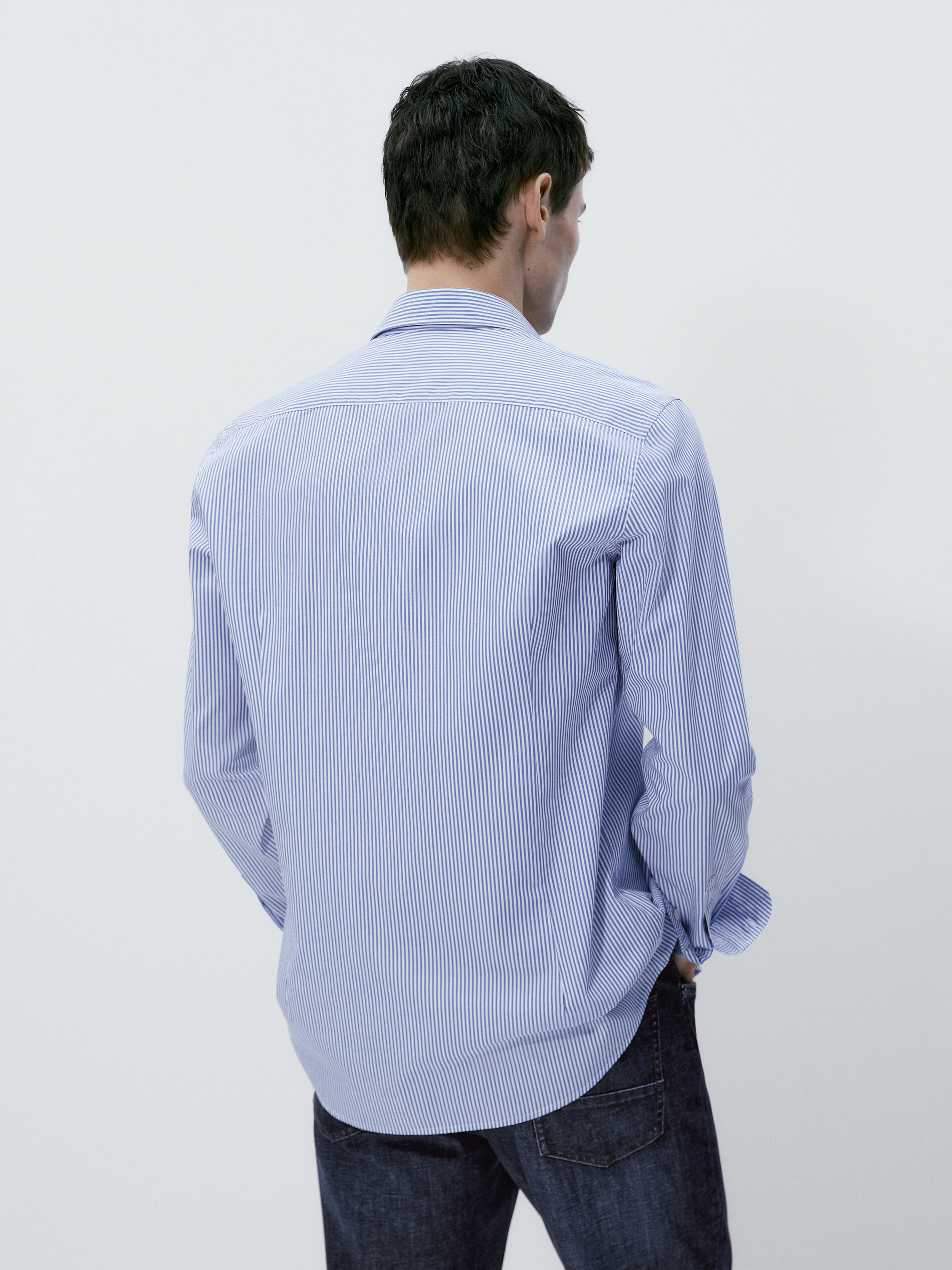 Camisa de algodão popeline listrada de corte justo - CELESTE
