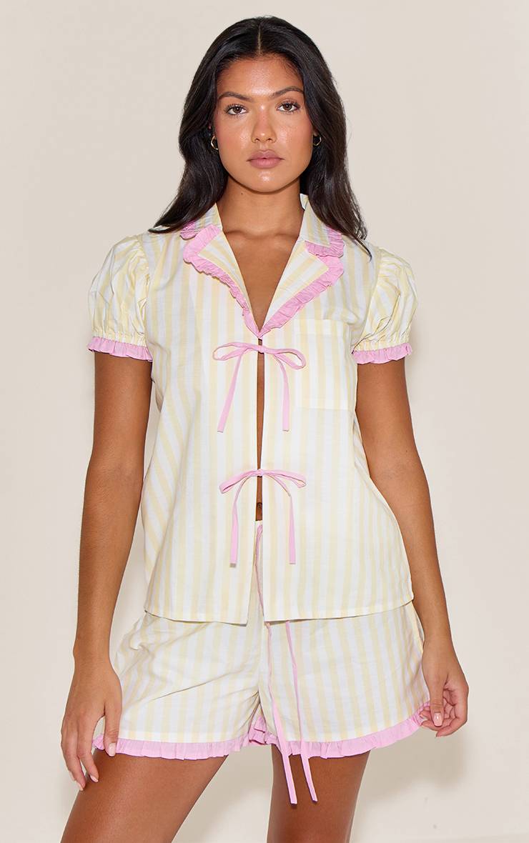 Citron Ensemble Pyjama Short À Rayures Avec Col À Volant Et Nœuds Devant