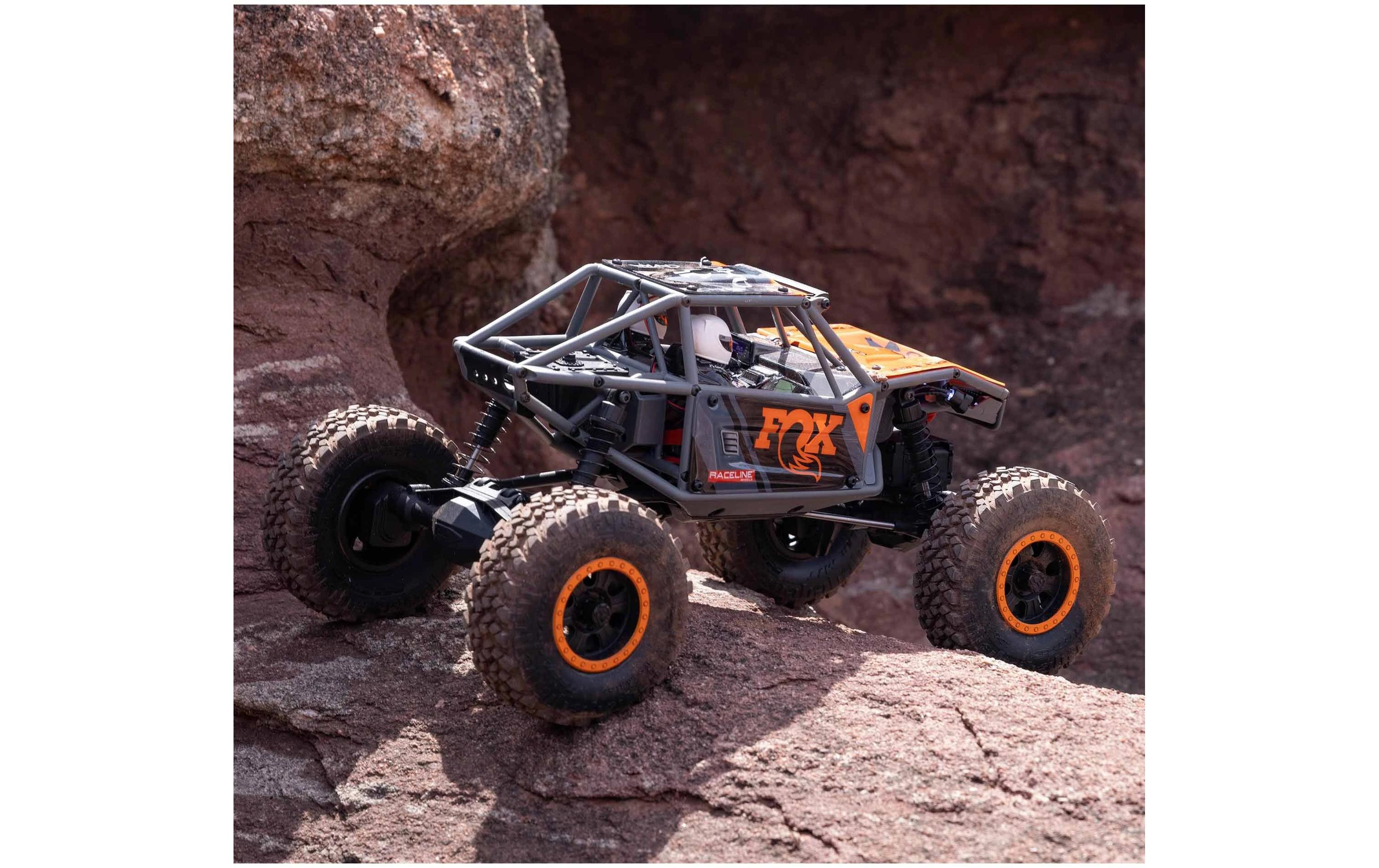 Rock Crawler UTB18 Capra 4WD, Grau 1:18, RTR<br>Unlimited Trail Buggy im RTR Komplettset