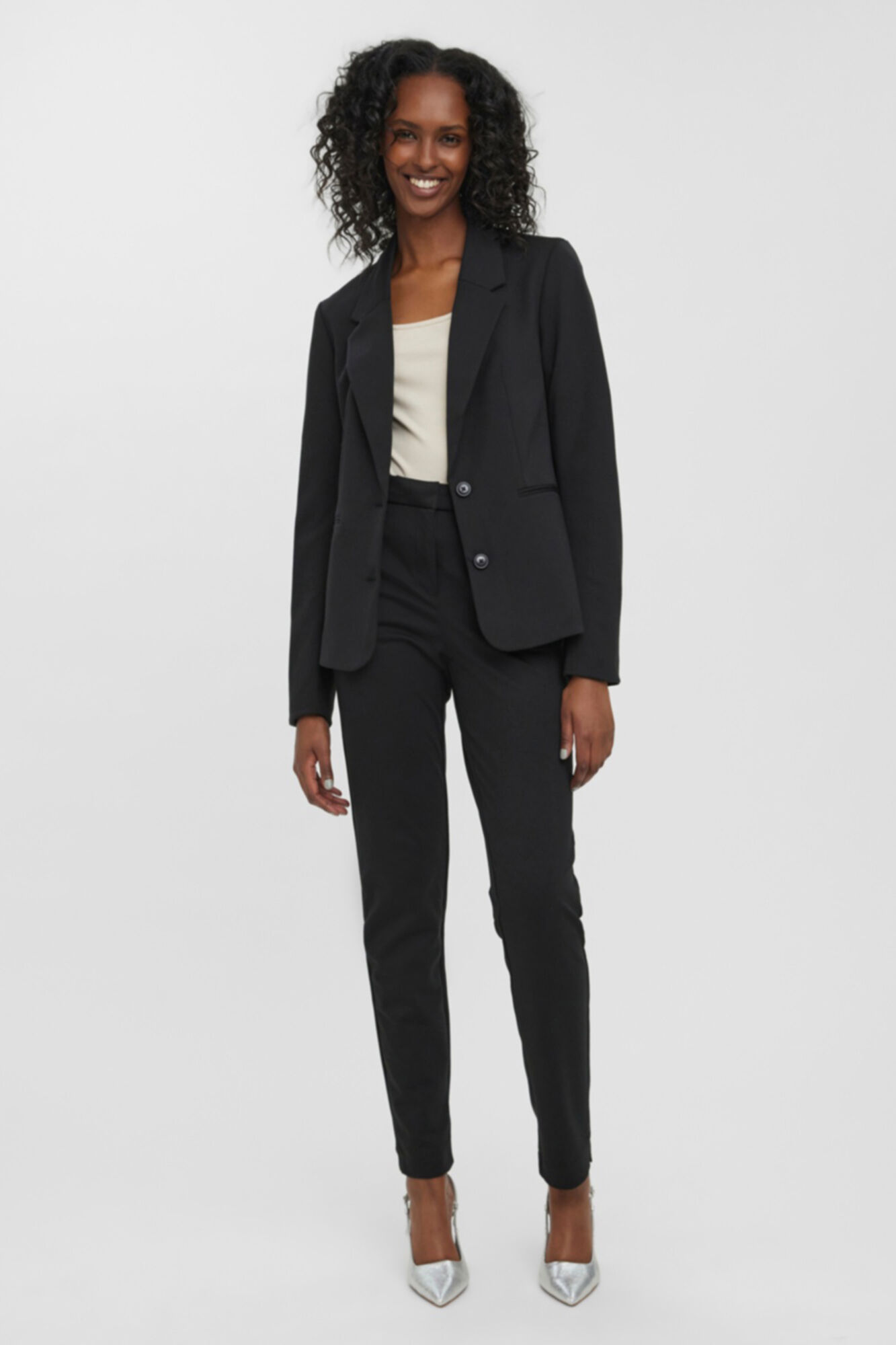 Blazer feminino de manga comprida com bolsos - Preto