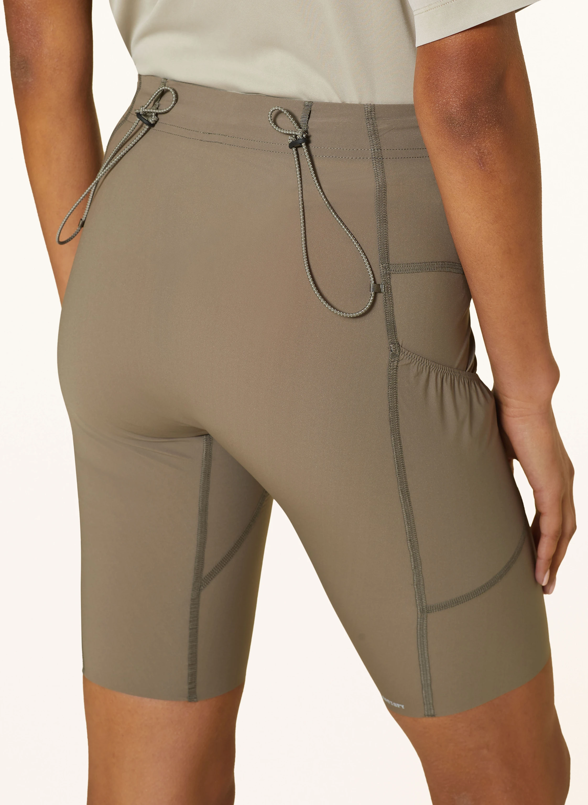 SATISFY Laufshorts JUSTICE CARGO HALF TIGHTS