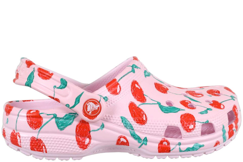 CROCS CLASSIC CLOGS I PINK GUMMI MED KIRSEBÆR
