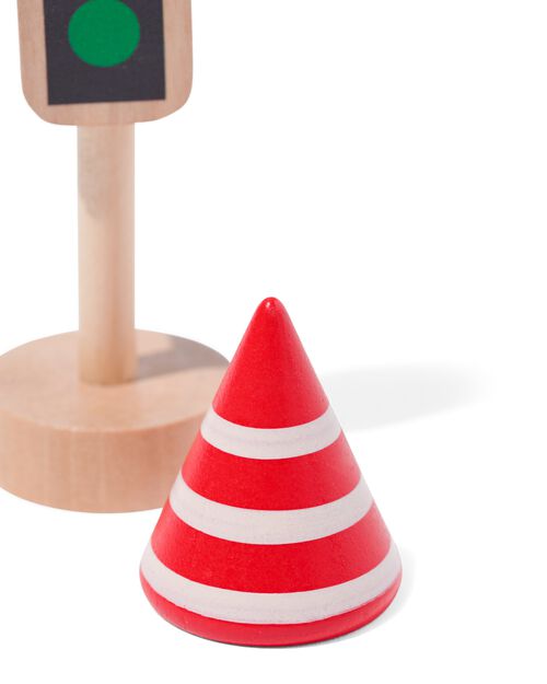 10 panneaux de signalisation en bois