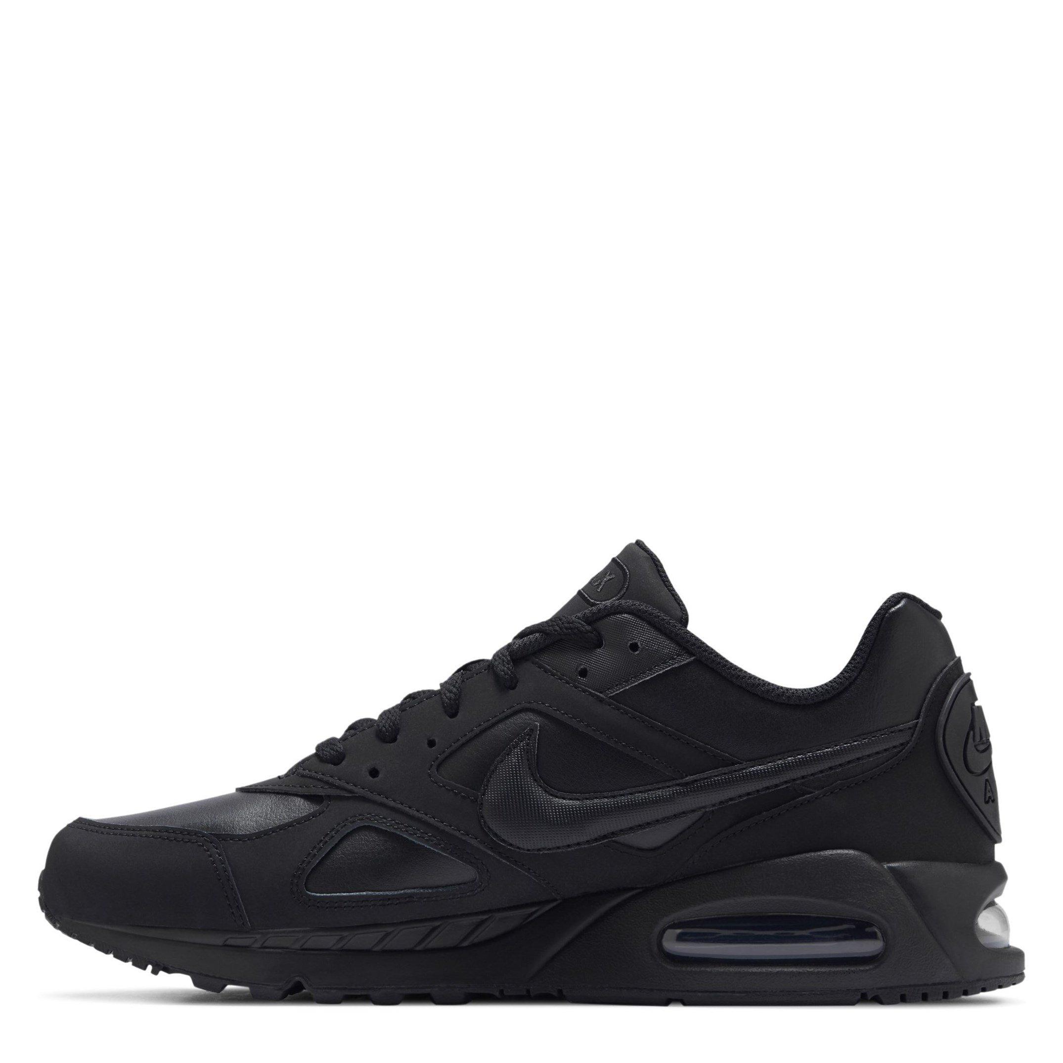 Nike Air Max IVO Trainers