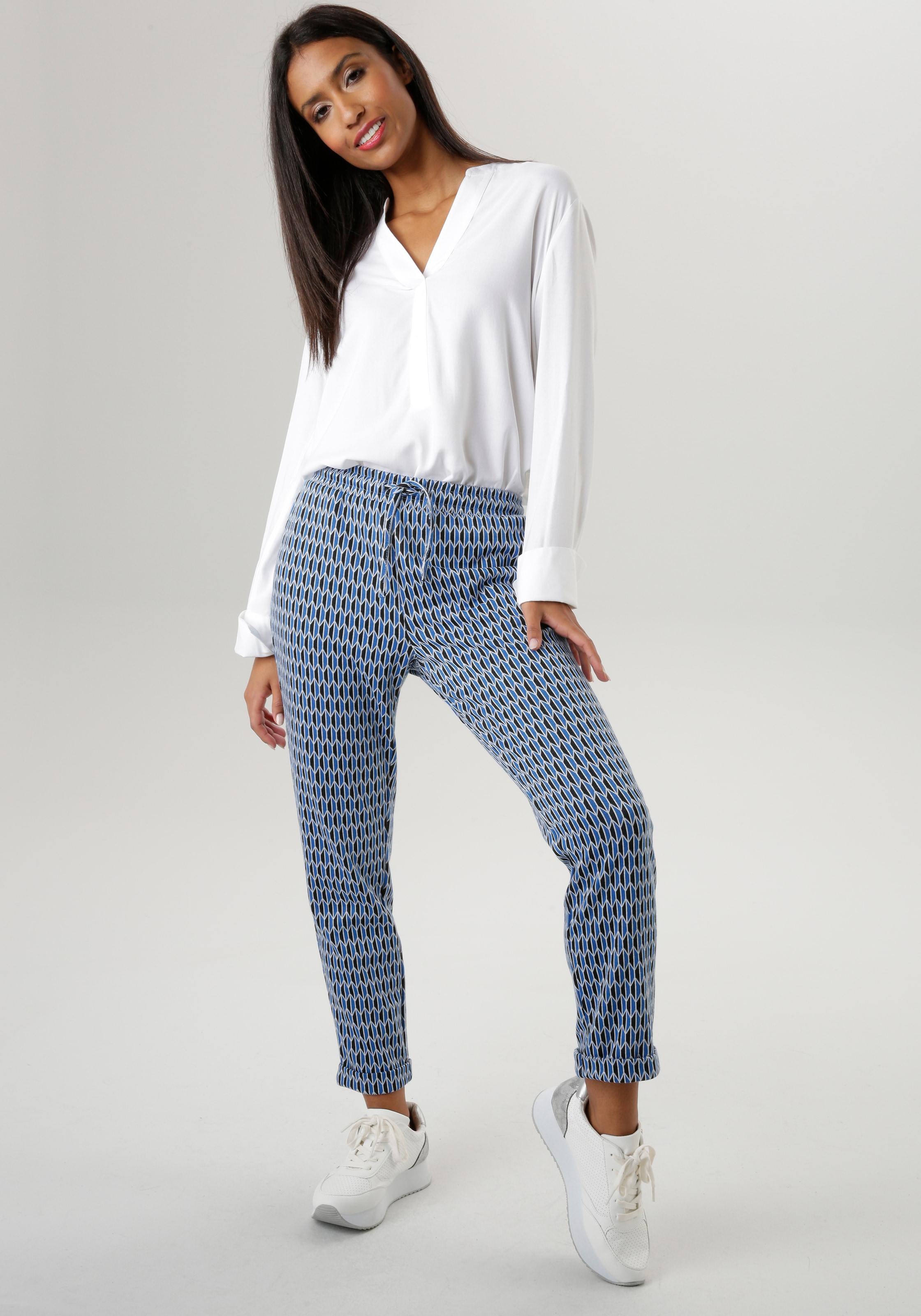 Aniston SELECTED Schlupfhose  mit geometrischem Muster