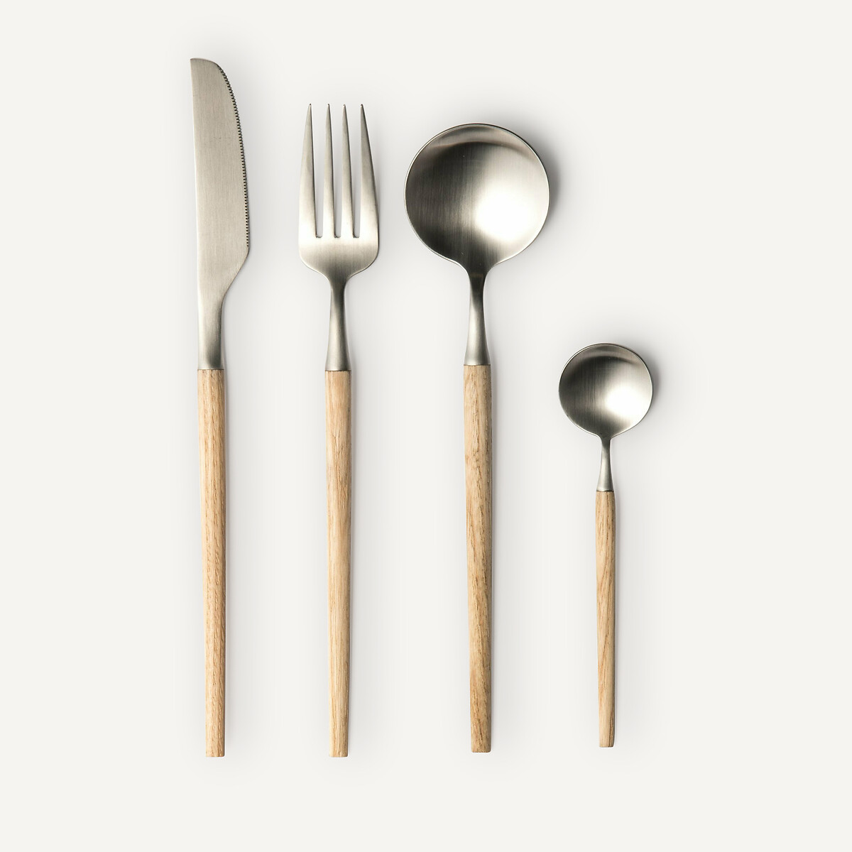 AM.PM<br>Conjunto de talheres de 16 peças, aço inoxidável e madeira de freixo, Emako