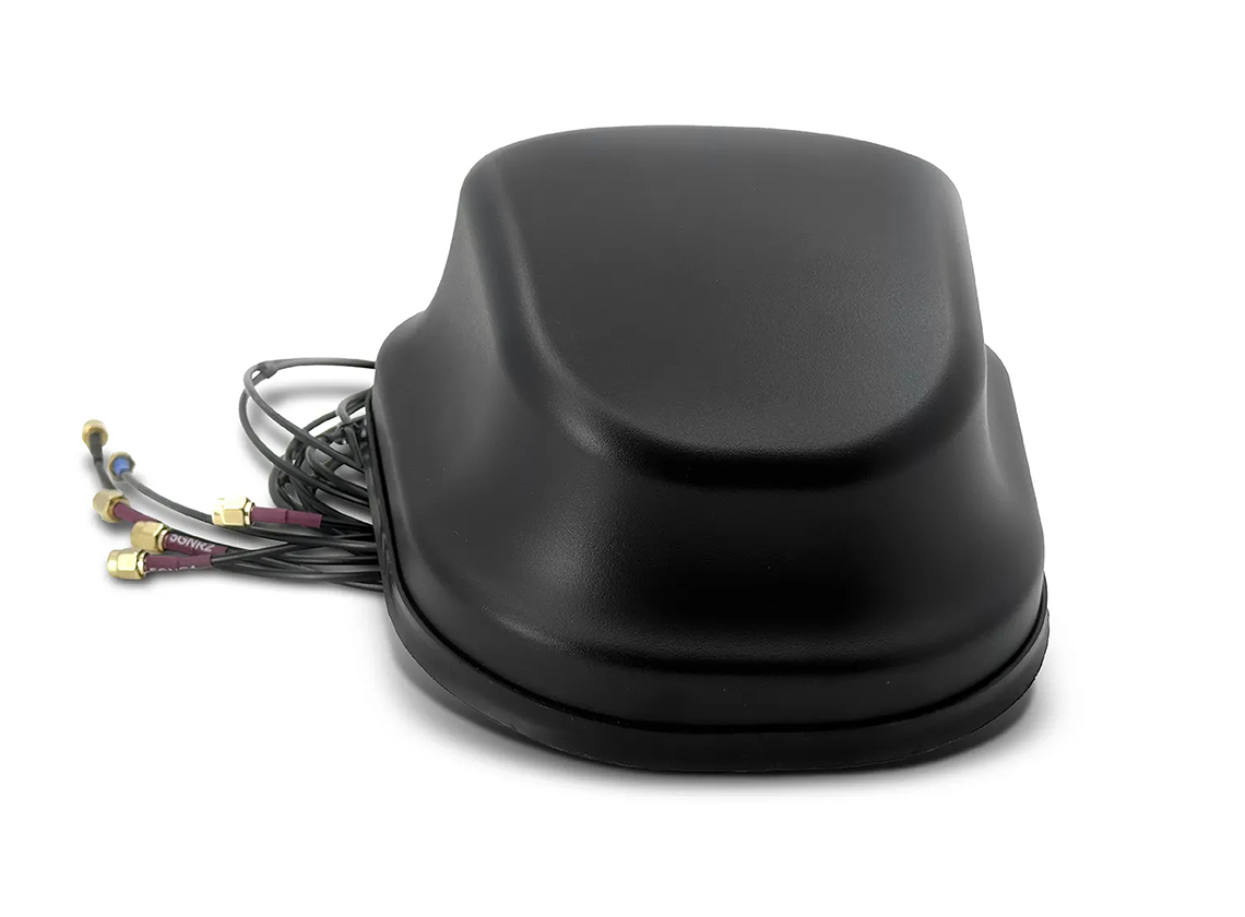 Selfsat MWR 5560 eSIM inclusief antenne - black
