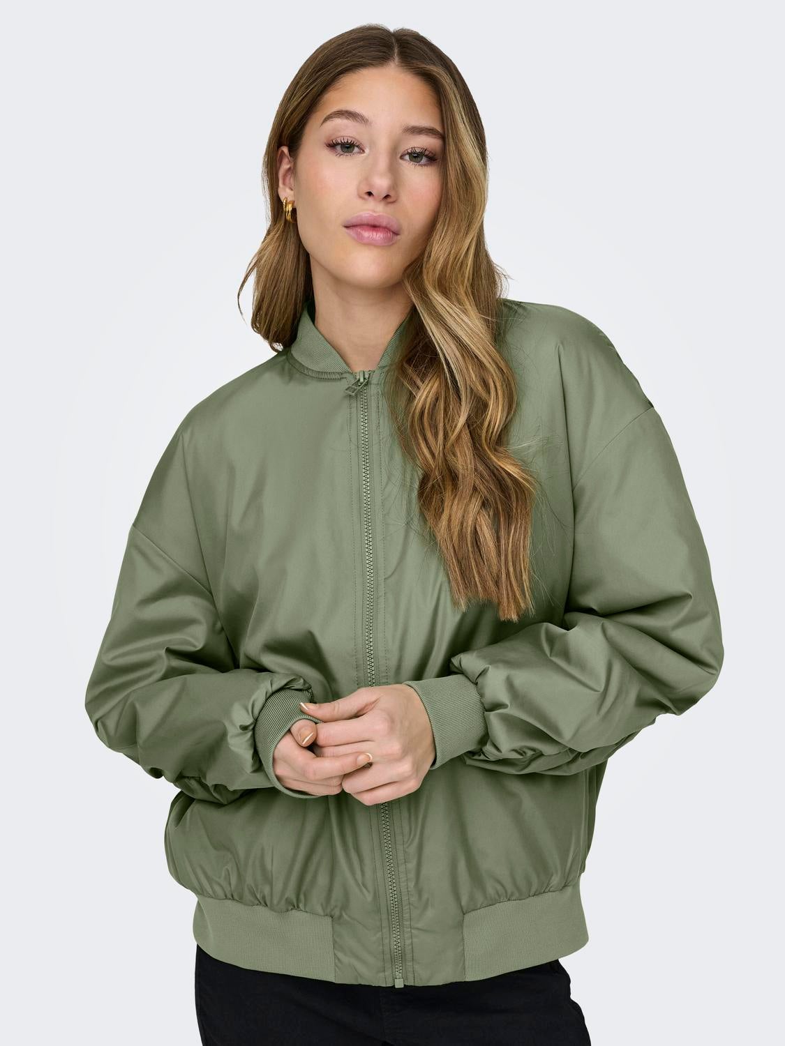 JDYDIXIE Blousonjacke Oil Green