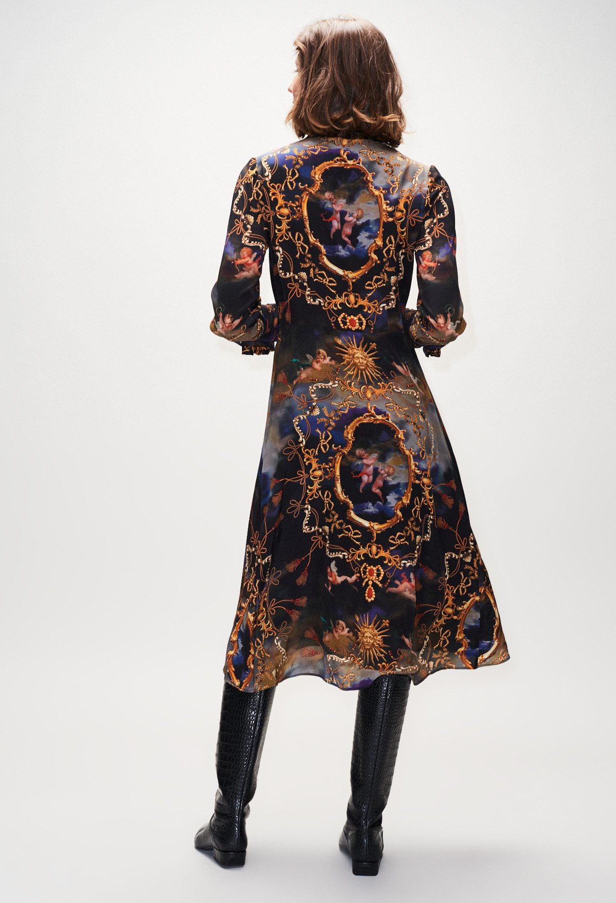 Robe longue en soie fluide imprimee