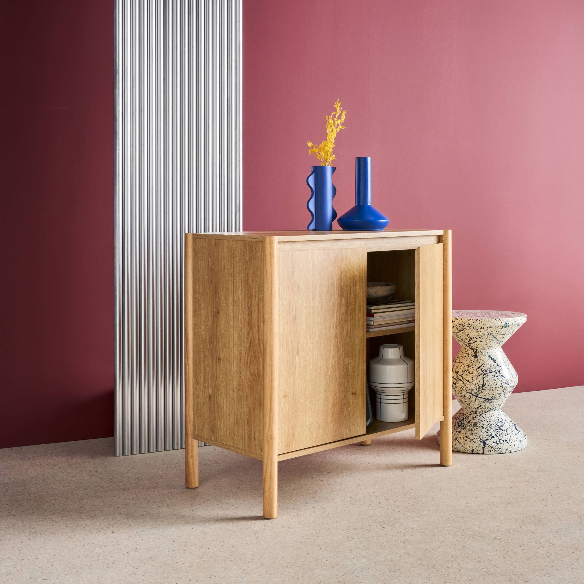sweeek - Dressoir houteffect 2 deuren 80cm